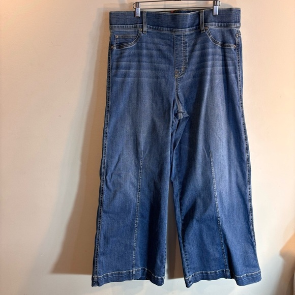 SPANX Sz XL Wide Leg Pull On Jeans Mid Wash Front Seam High Rise Comfort Waist - Picture 4 of 11